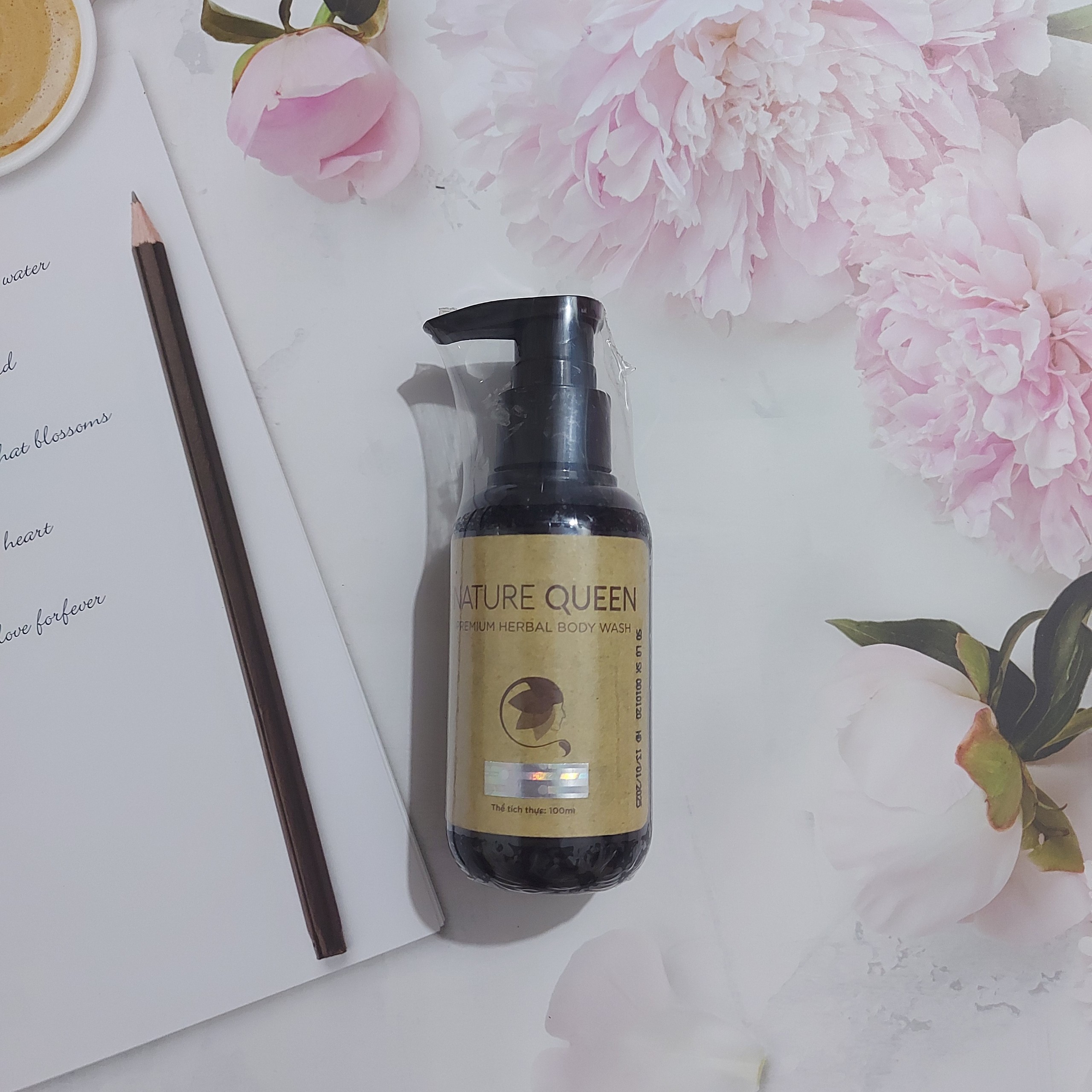 [HCM]Sữa tắm thảo dược Nature Queen - 100ml