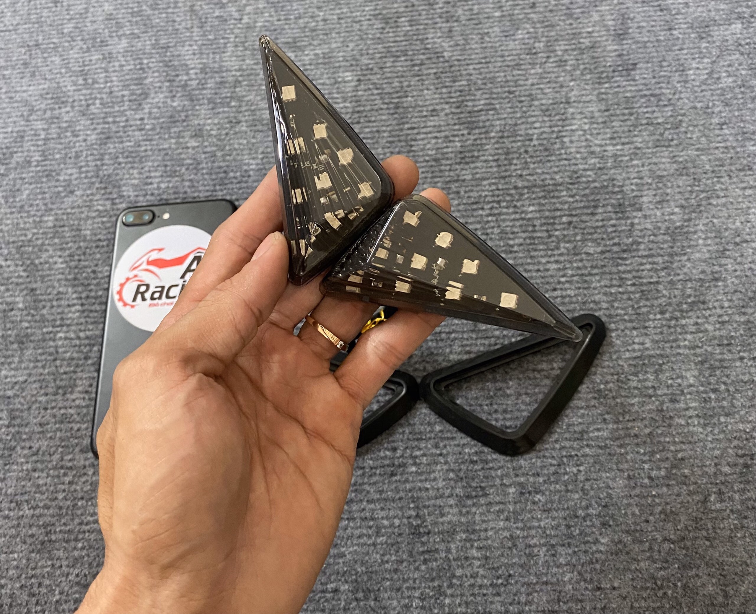 Đèn xi nhan hình tam giác gắn xe winner - winner x