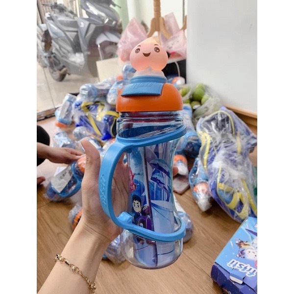 Bình nước phát sáng Fristi