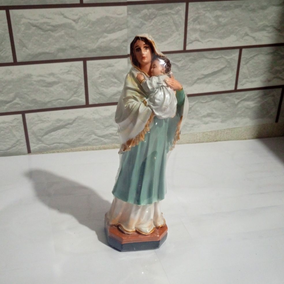 Đức Mẹ Bế Chúa