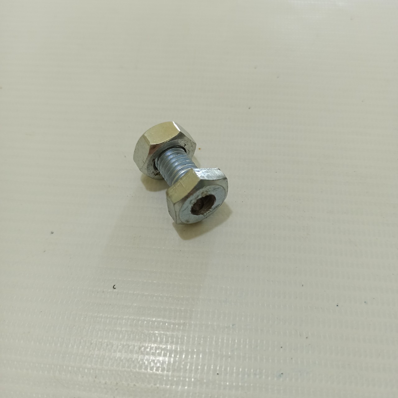 Freeship max-cam kết giá tốt-ốc 10mm khoan lỗ 7mm chế xiên nướng thịt