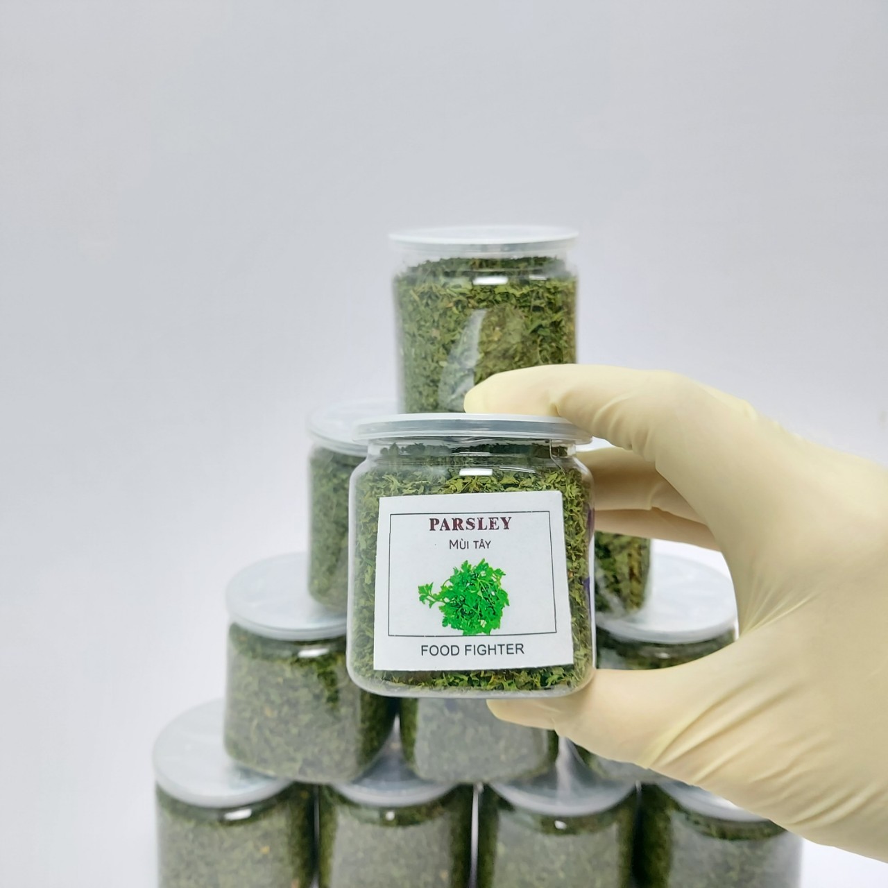 Lá Mùi tây Ngò Tây sấy khô nhập khẩu gia vị món Âu- Parsley - Hũ 120ml