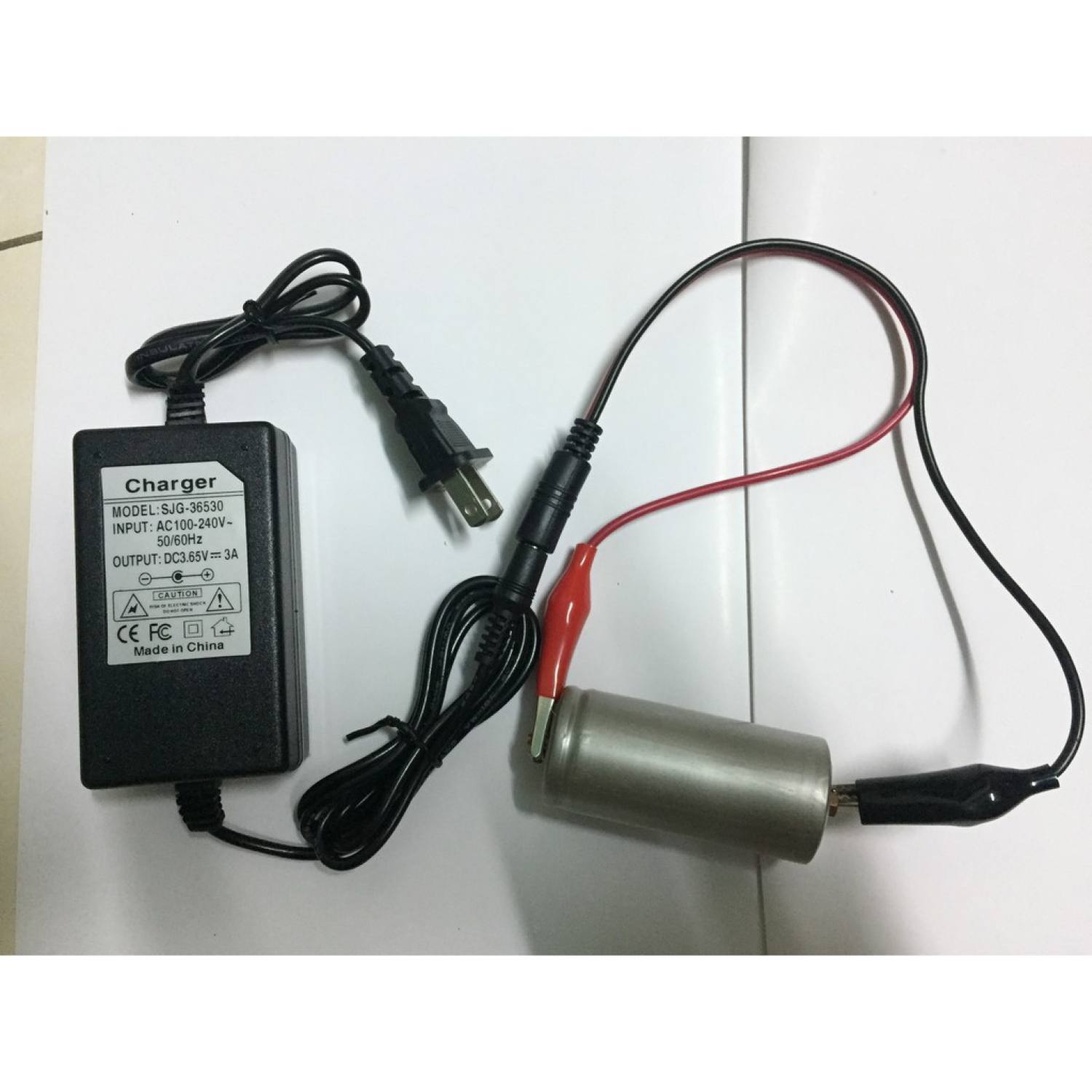 Sạc 1S 3.65V - 3A, Có Đèn Báo Đầy tự ngắt. 12