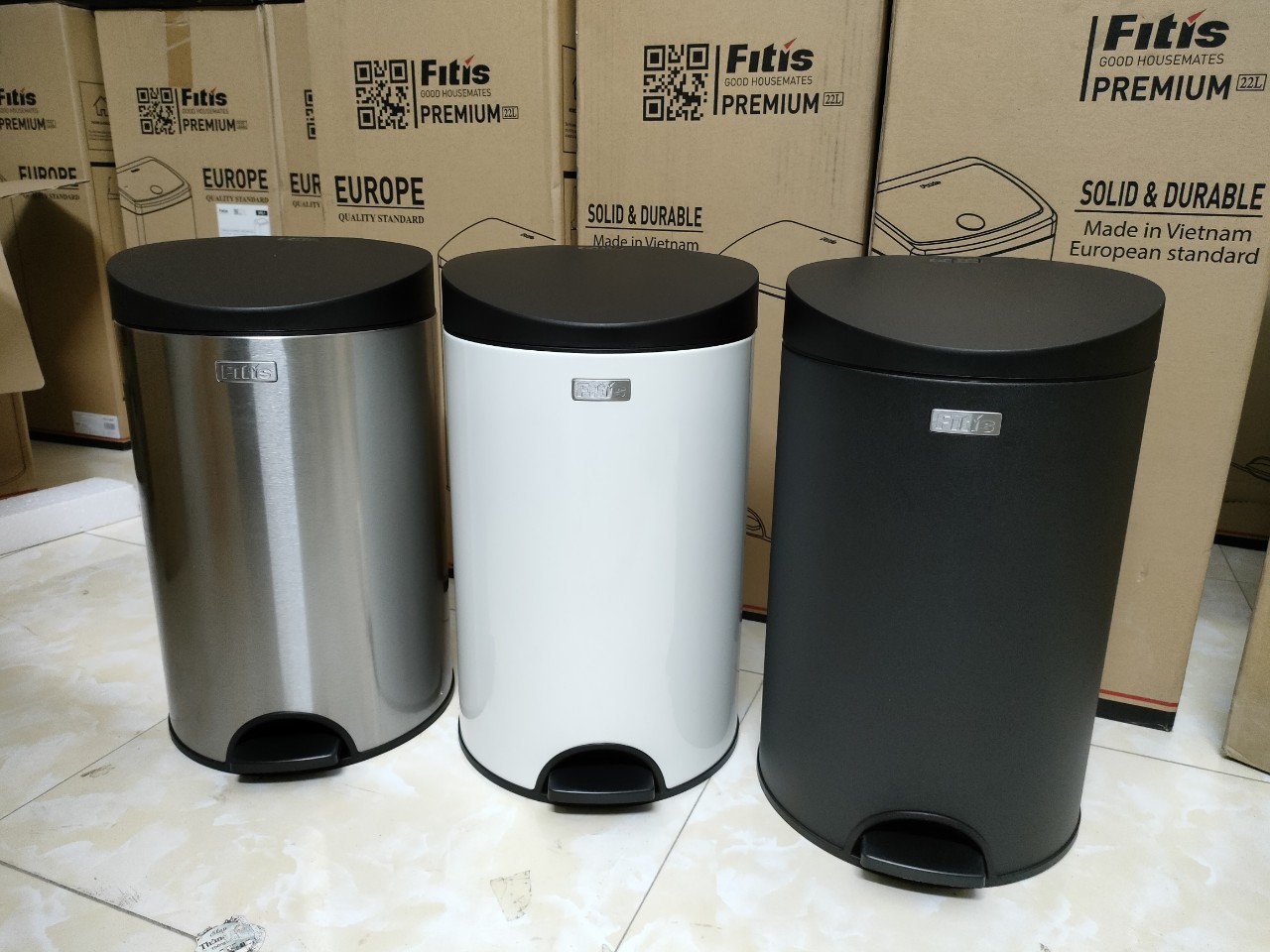 Thùng rác Inox 12l cao cấp đóng mở nắp êm ái BH 2 NĂM