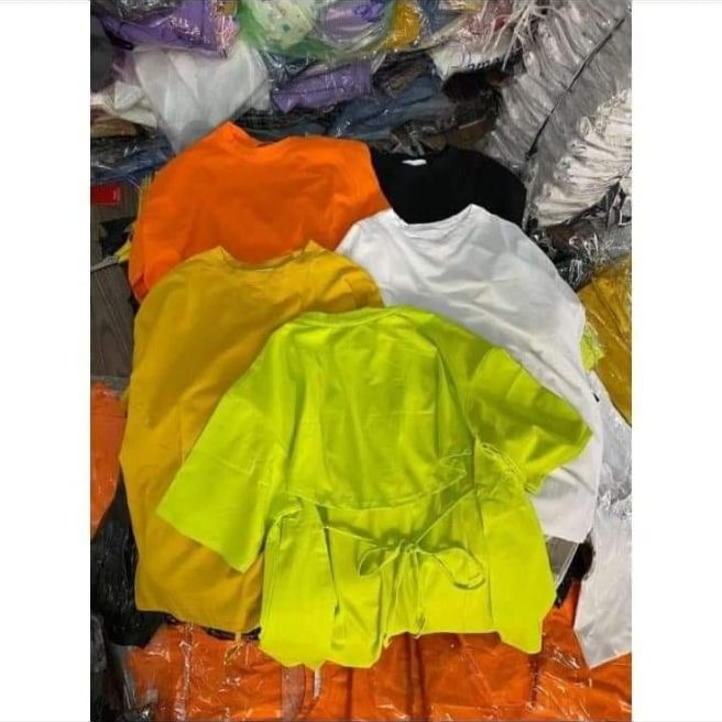 Áo thun cột dây sau lưng