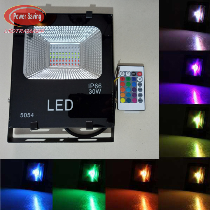 Đèn pha led cob 30w RGB 7 màu ngoài trời có remote