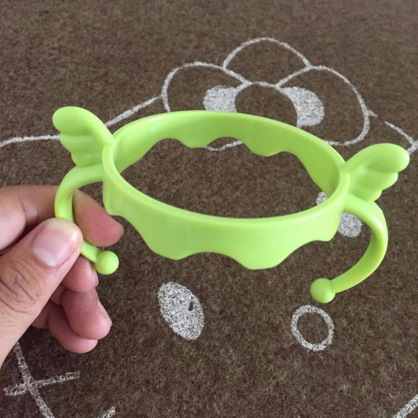 Tay Cầm Bình Sữa Comotomo