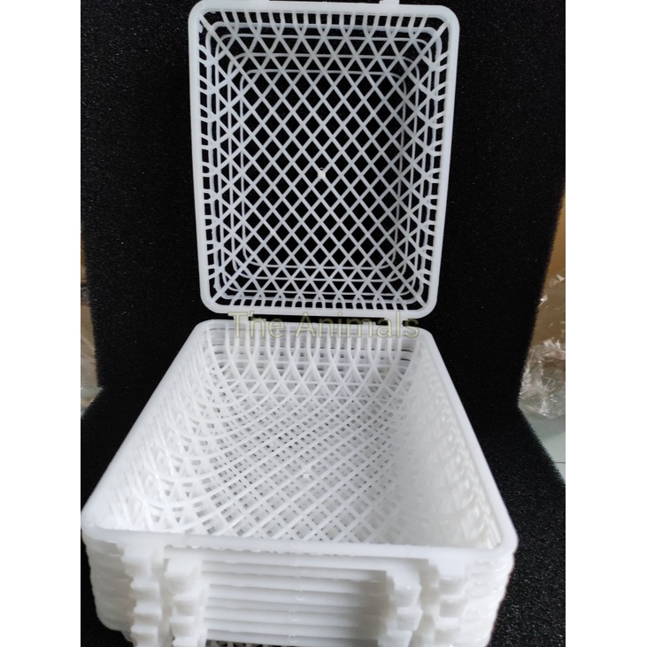 Rổ đẻ cho chim bồ câu, gà tre,... 26.5x22.5cm