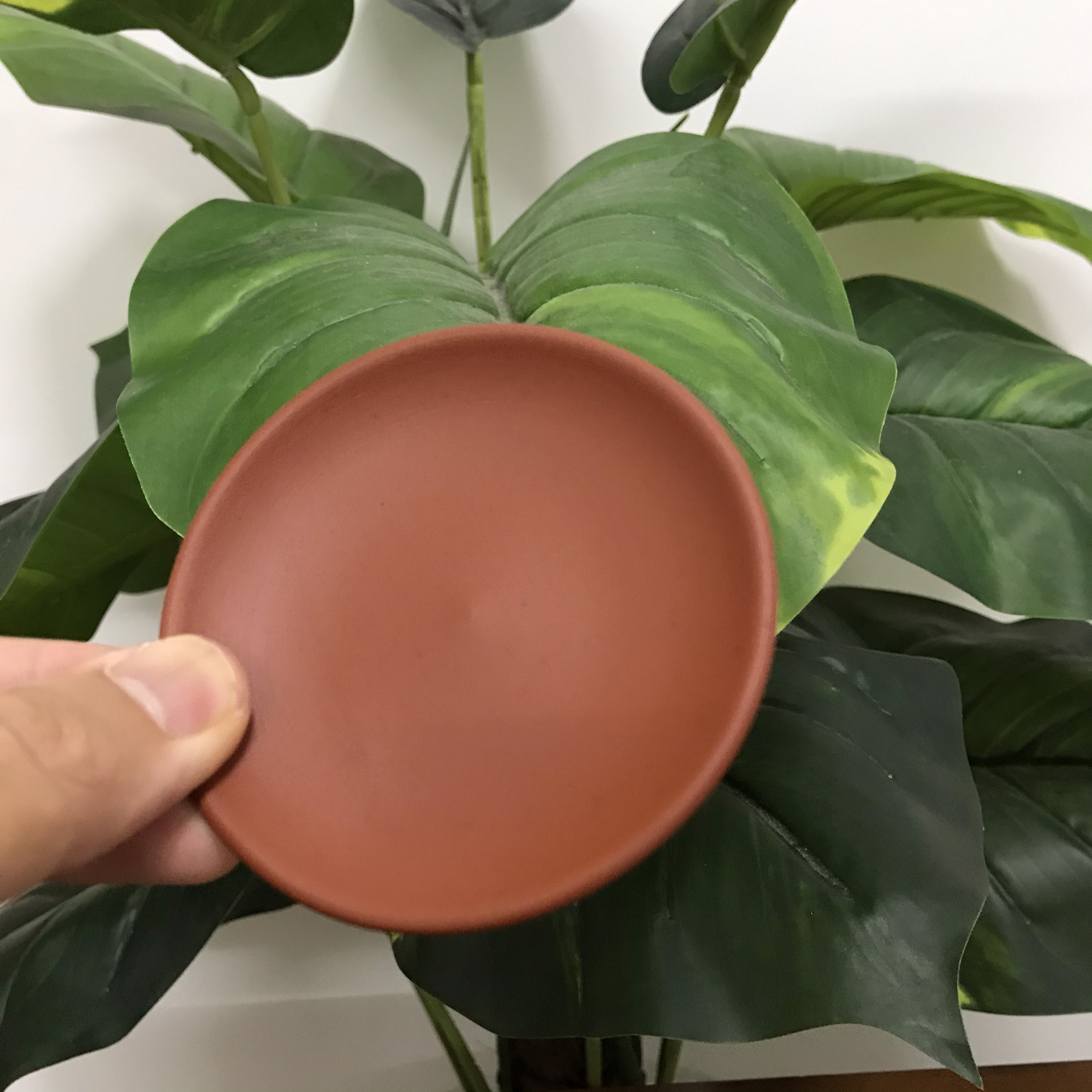 Đĩa tách kê ấm trà Bát Tràng đất nung màu đỏ đường kính 11 cm