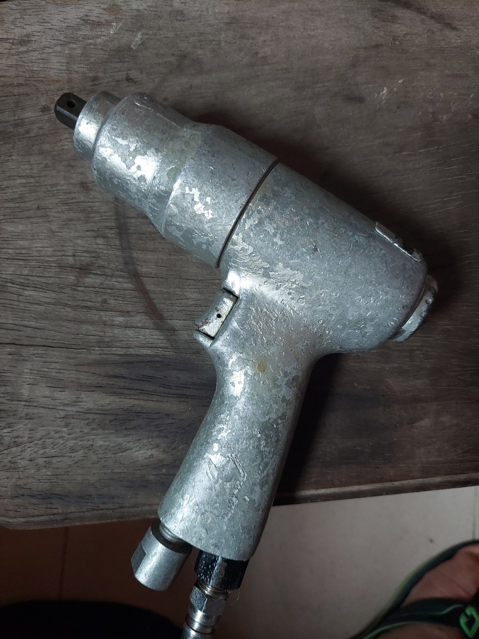 Máy siết mở bulong bằng hơi đầu 3/8 hàng Nhật bãi