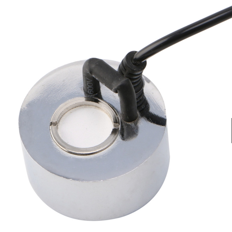 [HCM]Tạo ẩm máy ấp trứng