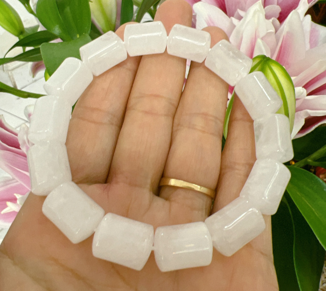 Vòng tay lu thống đá thạch anh trắng 10 ly tuyệt đẹp dkt-silver