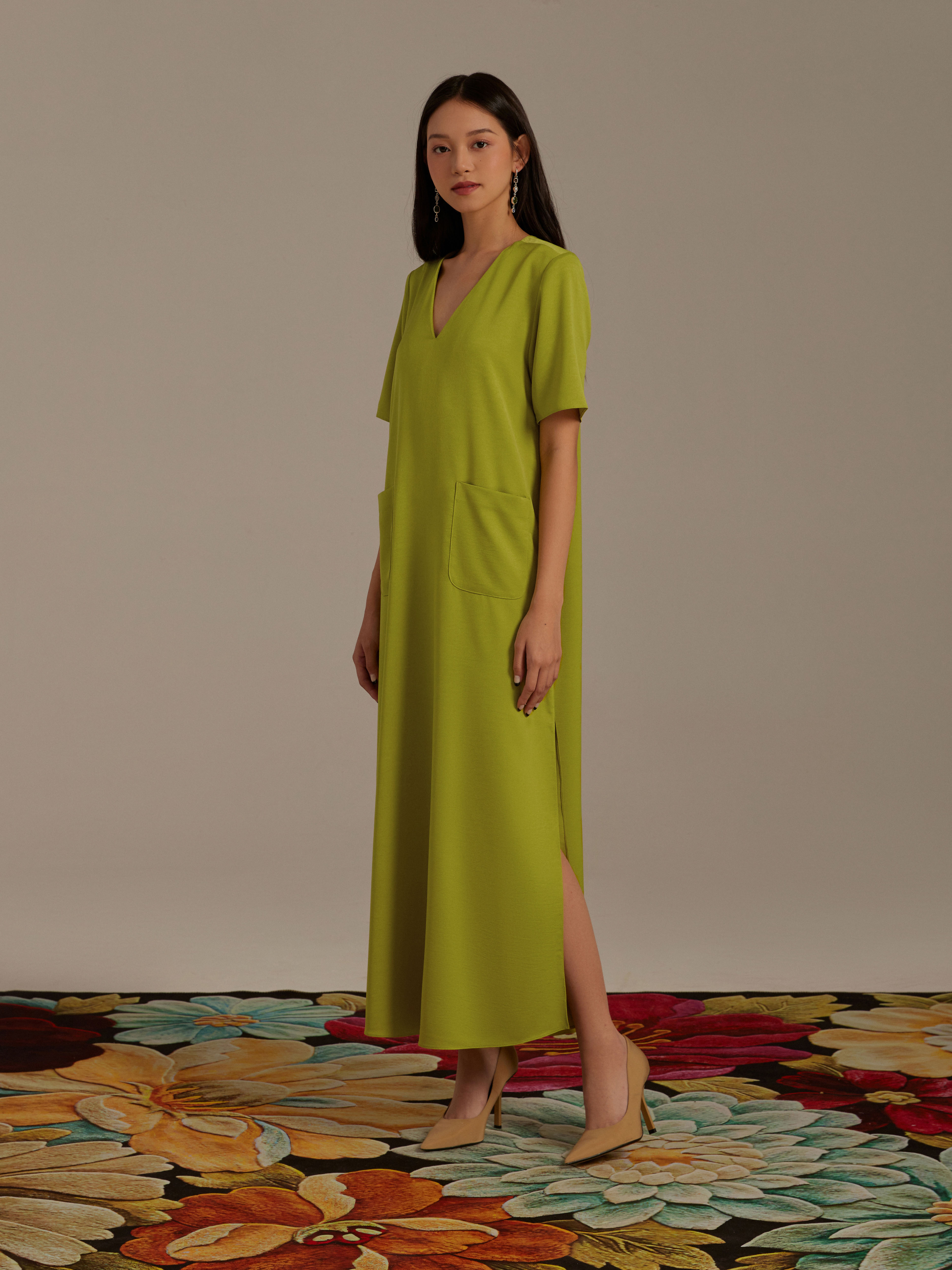 Đầm lụa dài xẻ một bên tà Mauve Pocket dress