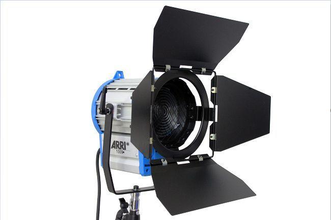 Đèn spotlight 650w quay phim