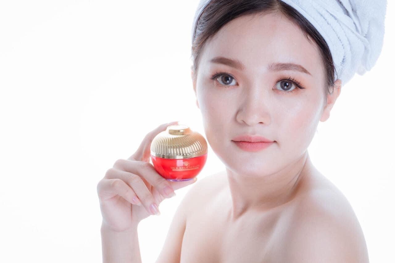 Kem dưỡng trắng da sica white