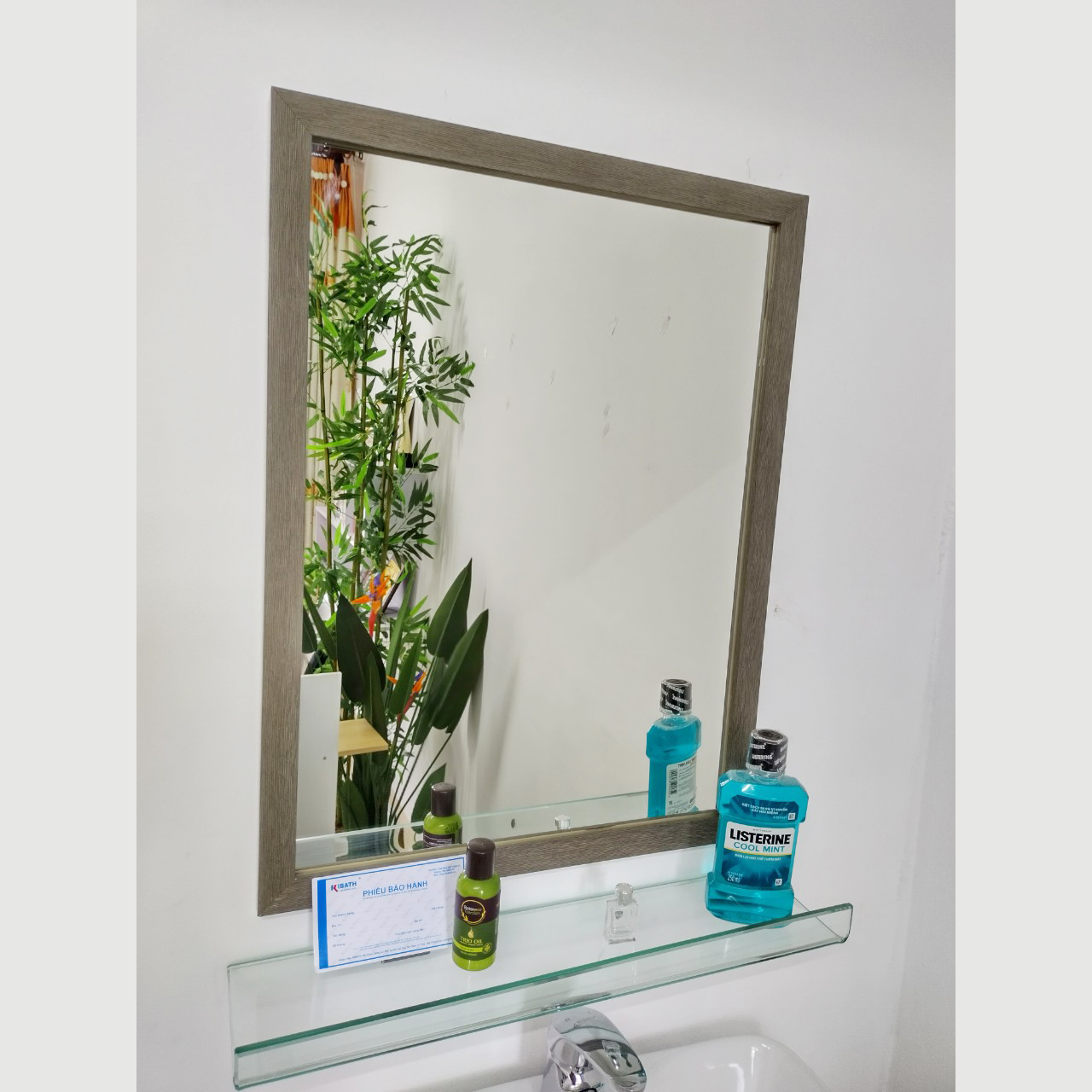 Gương soi Kibath khung gỗ composit màu xám, KB-241
