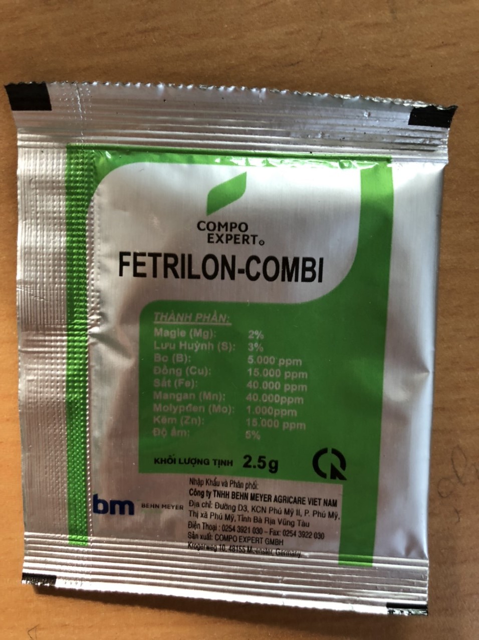 Phân bón tưới/phun vi lượng Fetrilon-Combi BM Đức. Gói 2,5g