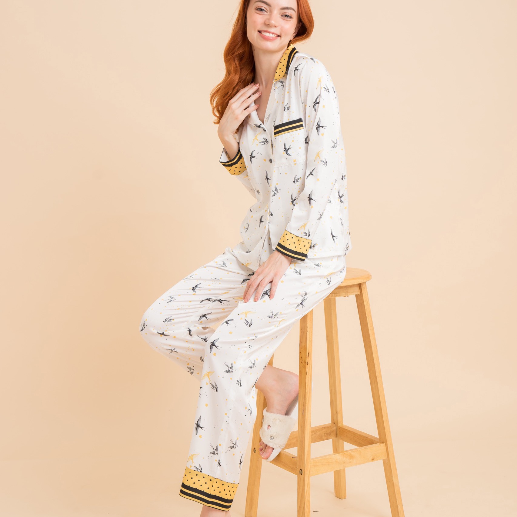 PEACHIE Bộ đồ ngủ pijama nữ tay dài - lụa satin hoạ tiết chim yến D188