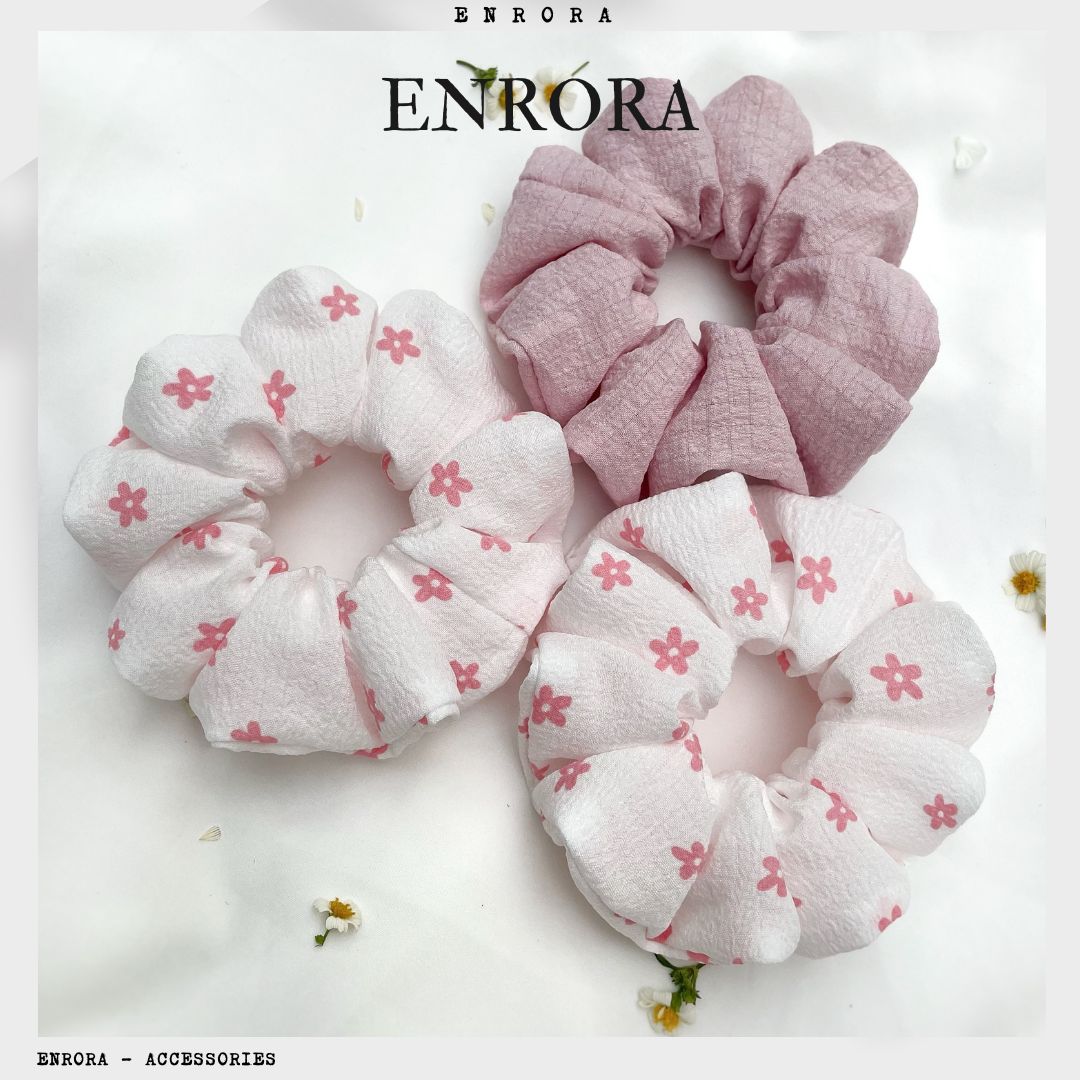 Scrunchies enrora cột tóc vải hoa hồng nhí