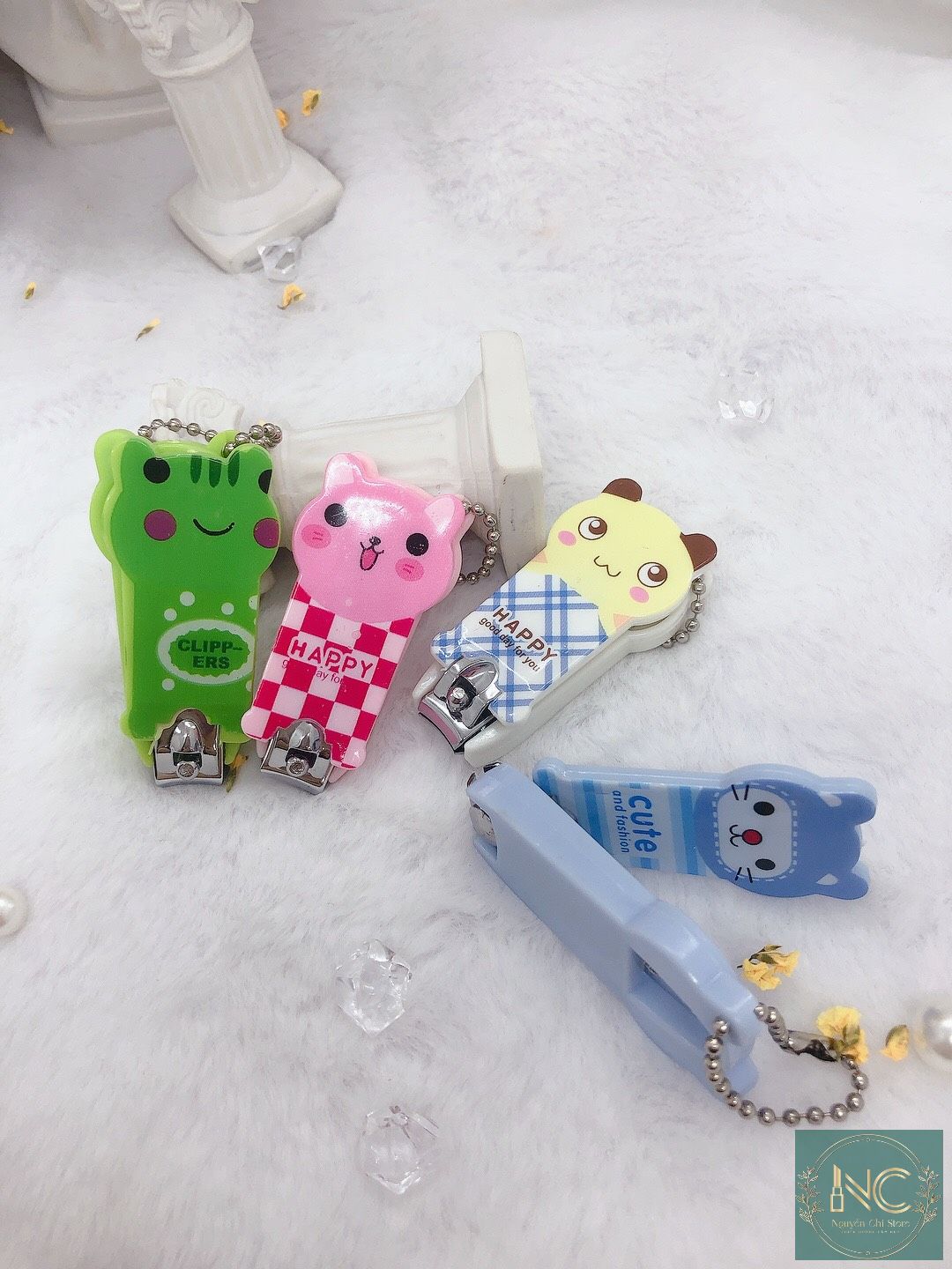 Bấm móng tay hình thú cute