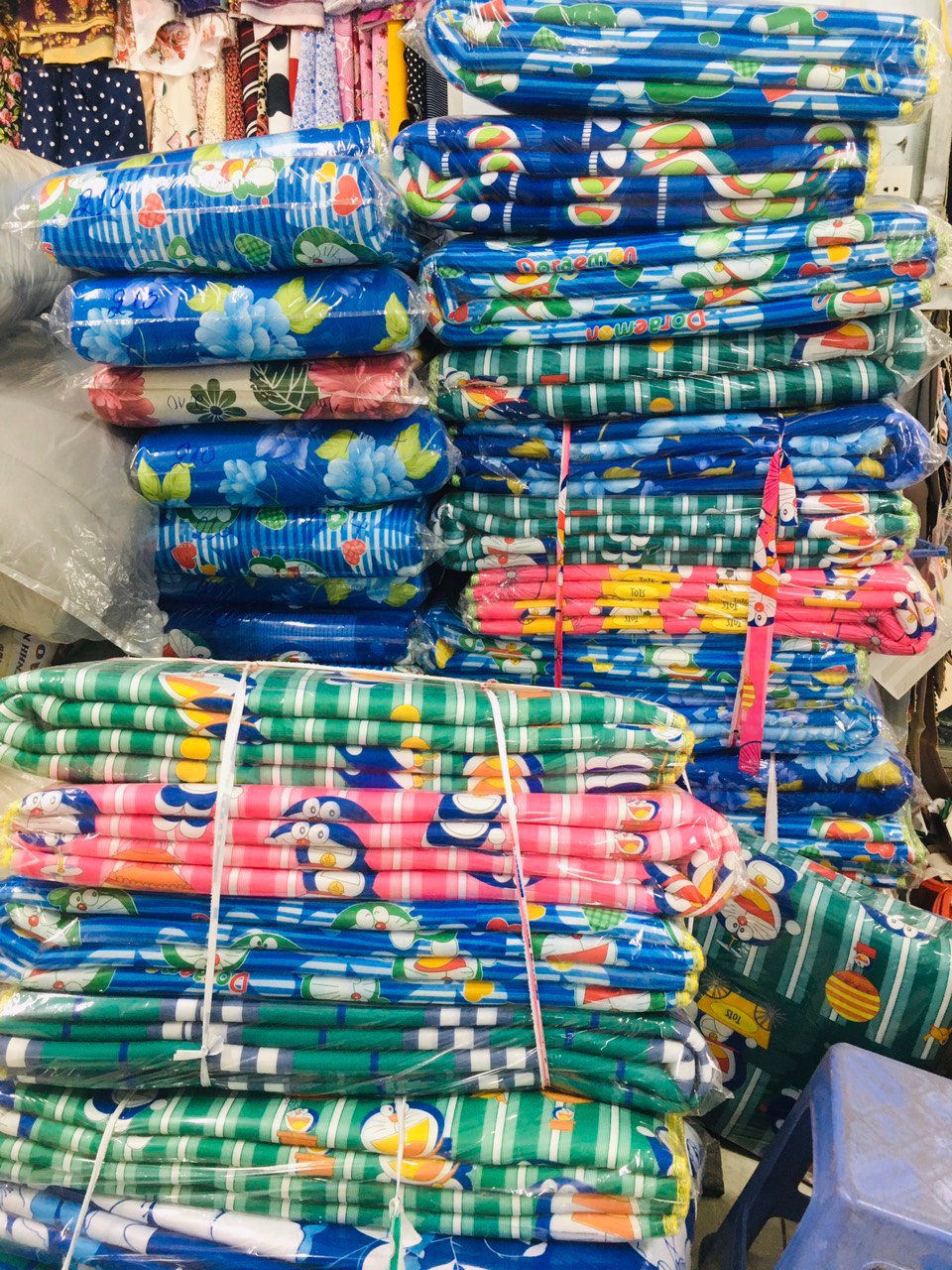 Nệm mỏng trải sàn, trải giường, thoải mái gấp gọn, siêu mát, siêu êm giúp bạn có giấc ngủ ngon, đủ kích thước