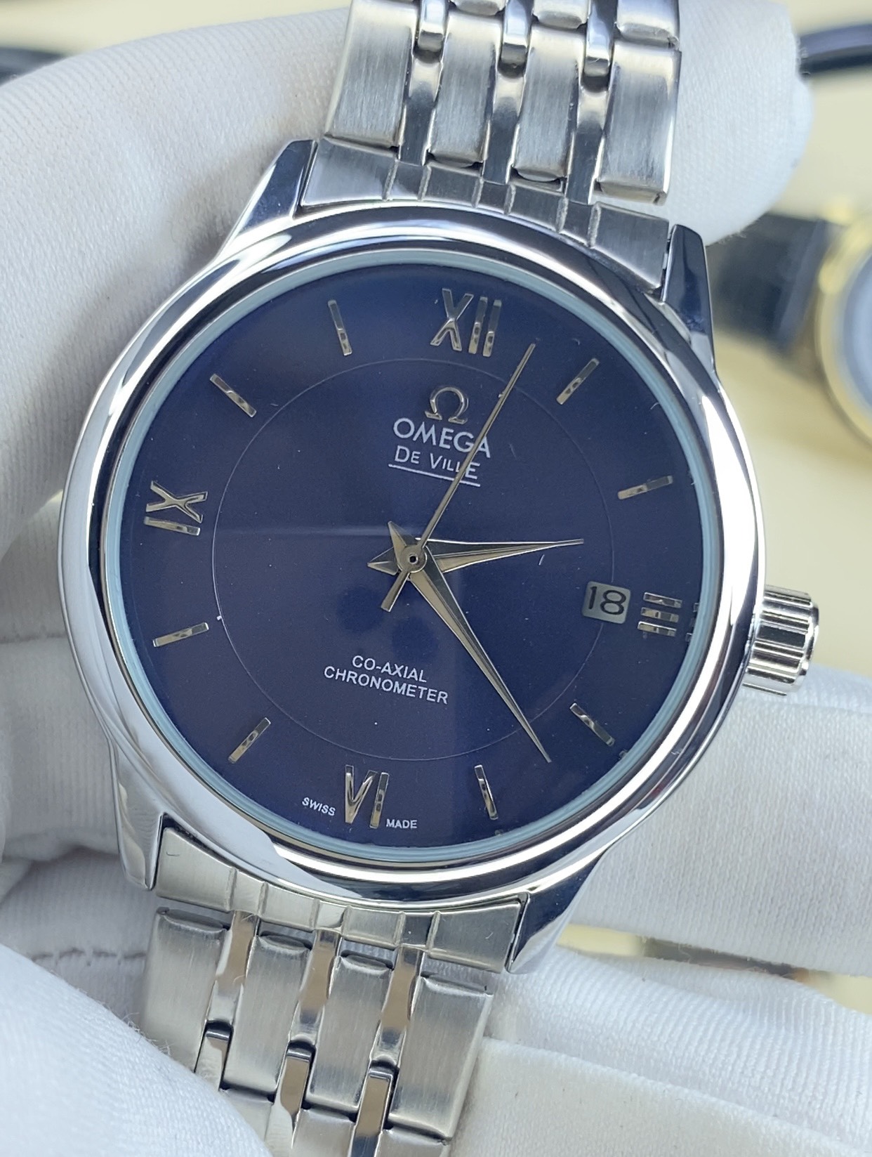 Đồng Hồ O.ME.GA xanh máy cơ mặt đá Sapphire chống xước