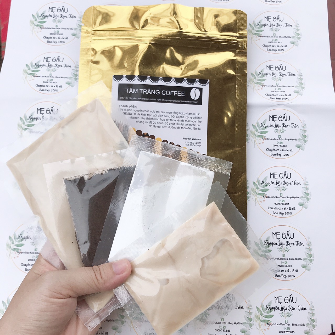 Tắm trắng cà phê mẫu vàng xịn xò( 4 gói)