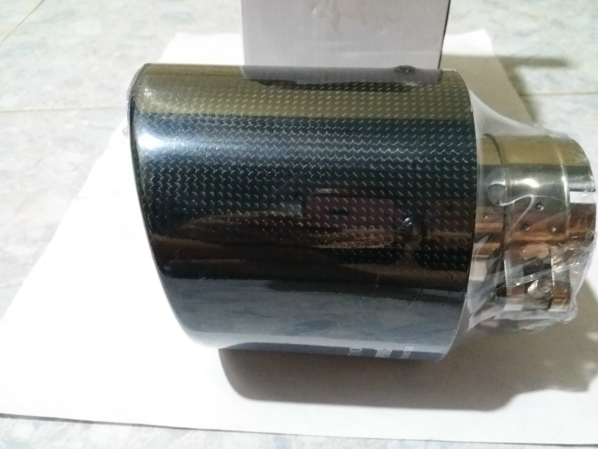 Đuôi pô AKRAPOVIC TP-CT-10 xịn sò Made in Slovenia  62mm- 90mm . Trầm ấm uy lực . Thích hợp gắn cho tất cả các dòng xe có đuôi ống xả từ 60-62mm