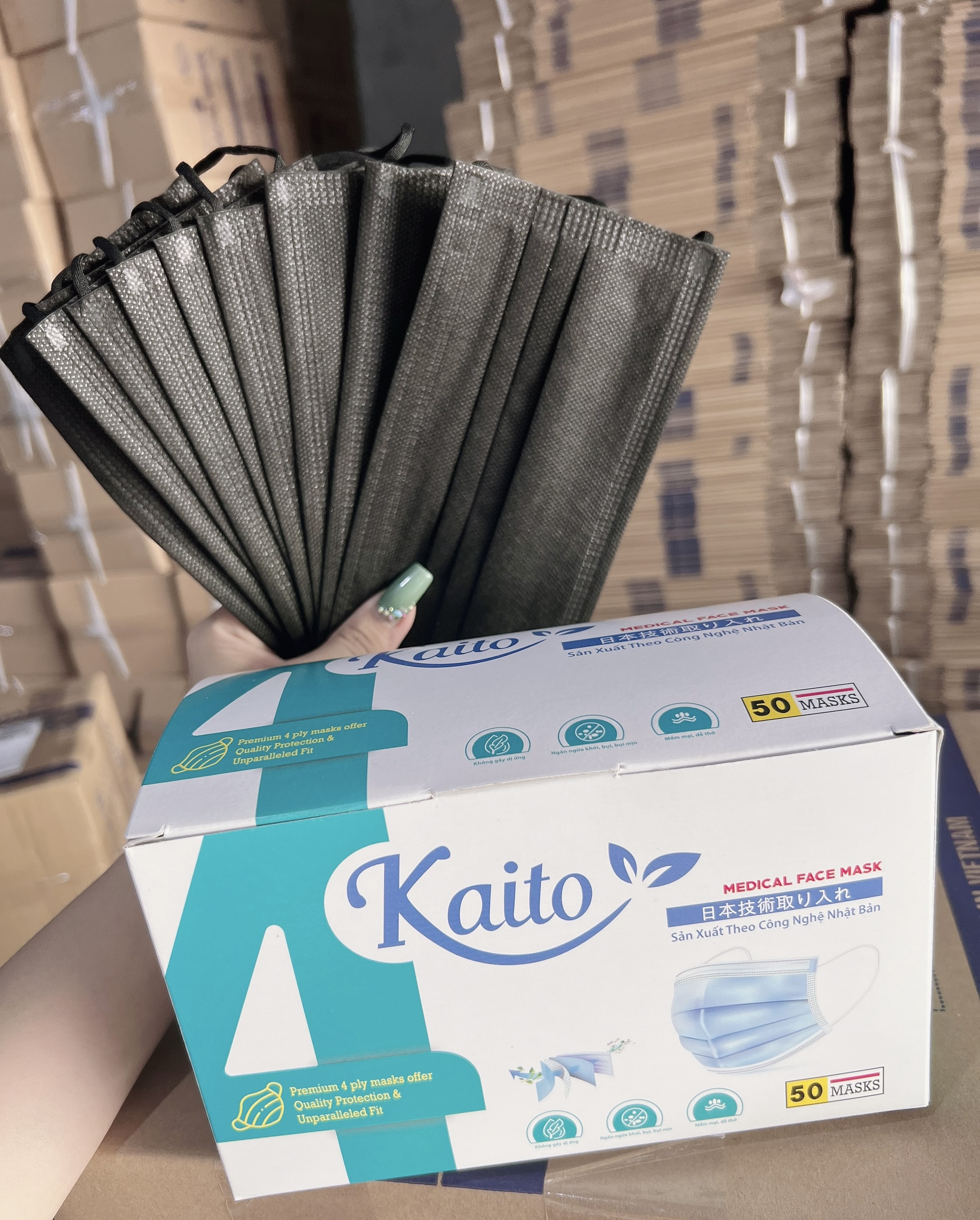 Khẩu trang y tế 4 lớp hộp 50 cái 1 hộp