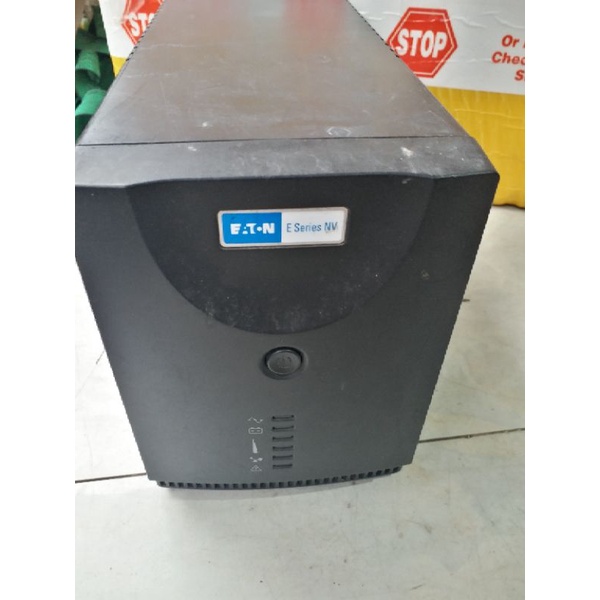 Bộ lưu điện eaton 1000va 600w hệ 12v không ắc quy