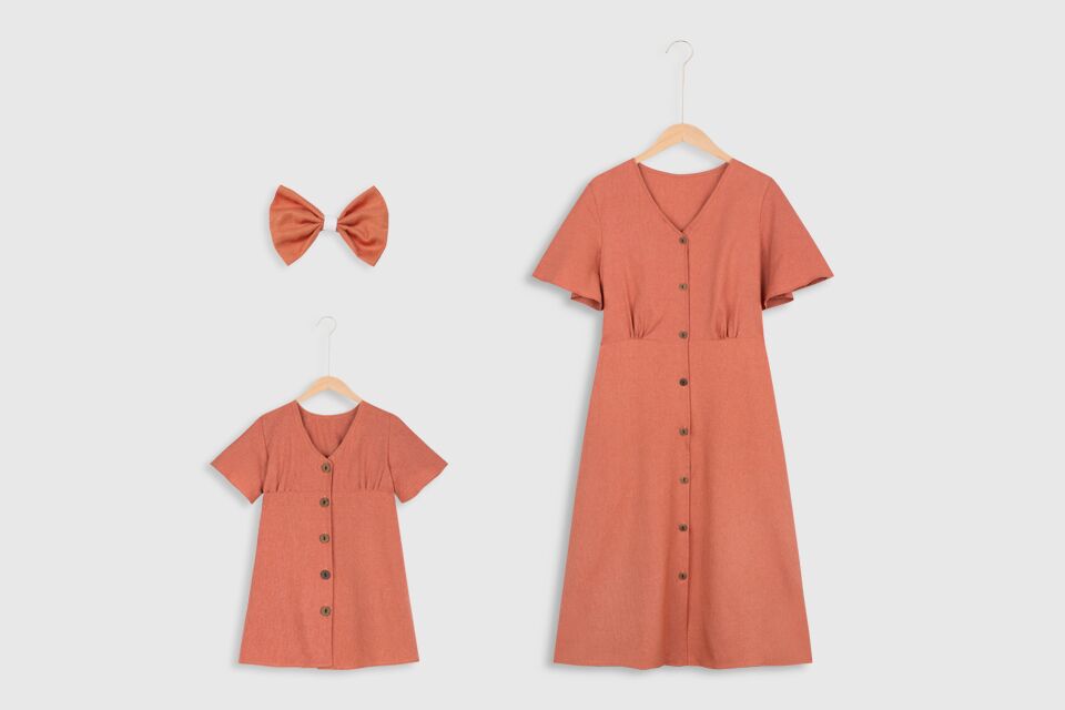 Đầm Đôi Cho Mẹ Và Bé - Chất Vải Linen Siêu Mát Lạnh - SB20 - Cam Đất ( Bé Từ 1 Tháng - 6 Tuổi ) - Hiển Thị Giá 1 Đầm.