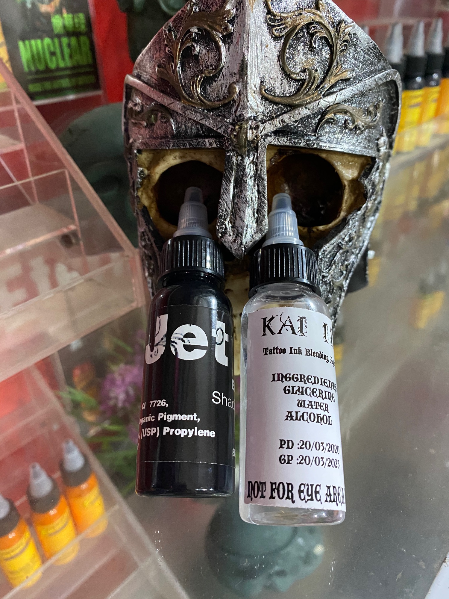 Mực xăm Đen JET Back.30ml tặng kèm nước pha mực kaidi