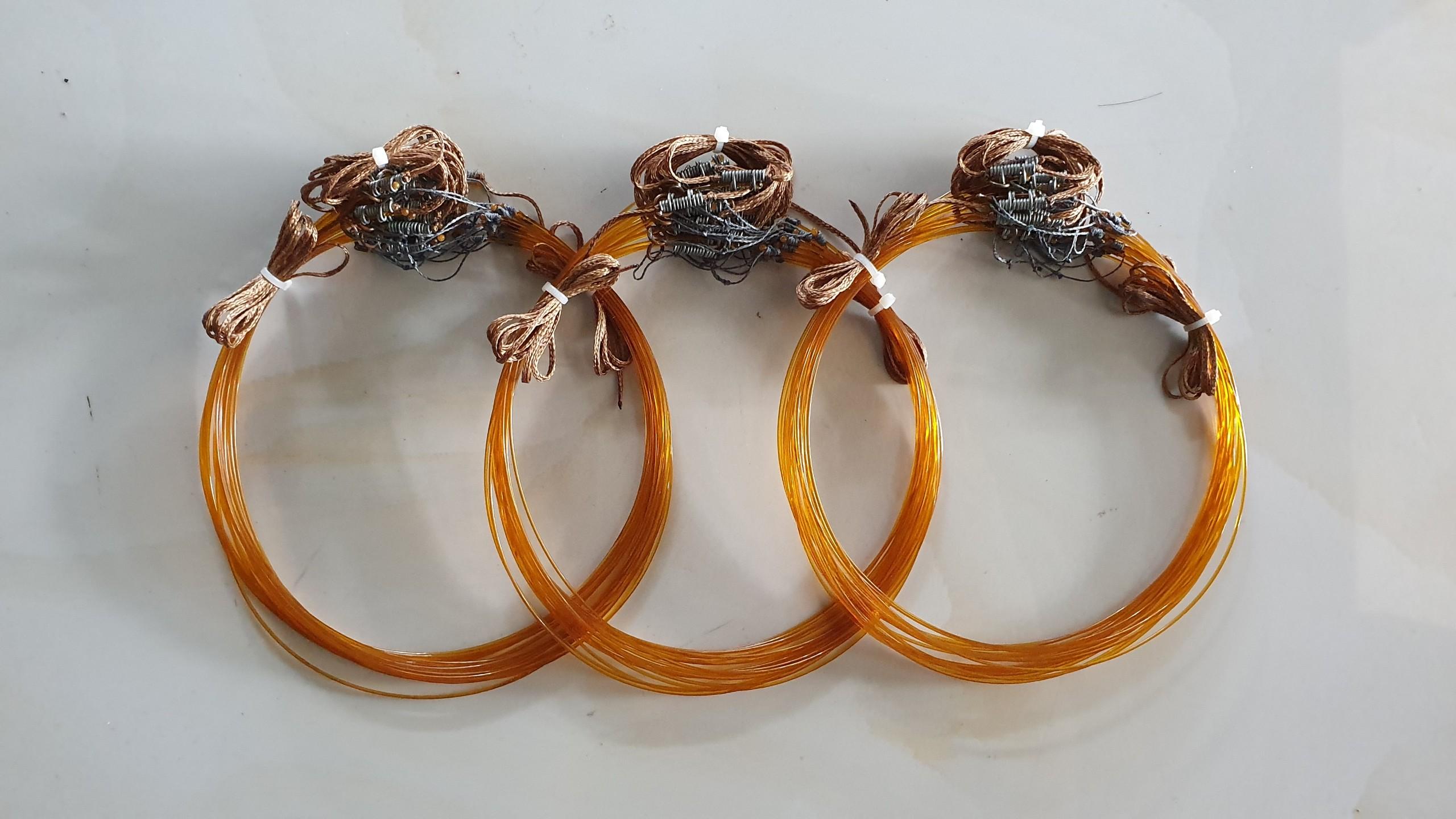 Thòng dây màu cỏ khô bẫy quốc , bịp đường kính 9cm ,bẫy gà cước thái, dù siêu bền, khoen đồng hàng thái lan