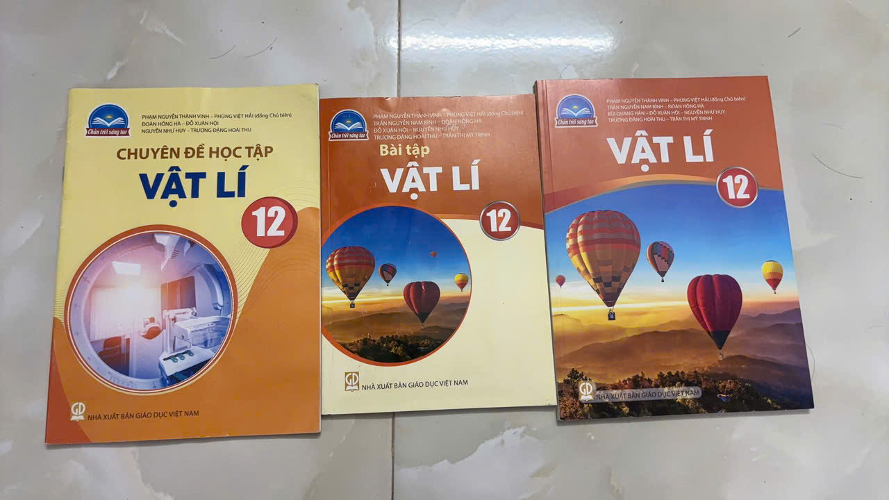 [Tồn Kho- Giảm 75%] Bộ Sách Vậy Lí 12 -  CAM KẾT SÁCH THẬT