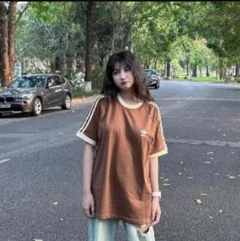 Áo phông nam nữ siêu hót nhé cả nhà, Họa tiết, logo  Thêu dễ giặt, mau khô, không lo bong tróc.