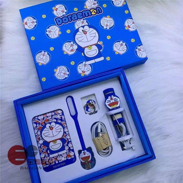 Combo sạc dự phòng Hello Kitty - Doremon bán cho vui bán rùi nghỉ