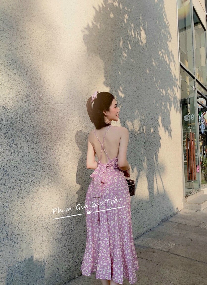 ĐẦM HOA 2 DÂY THẮT CHÉO HỞ SAU LƯNG, CÓ DÂY THẮT NƠ, CỰC SEXY ,QUYẾN RŨ, TRẺ TRUNG ,FORM CHUẨN, CHẤT VON LỤA DÀY MỊN TTSGR