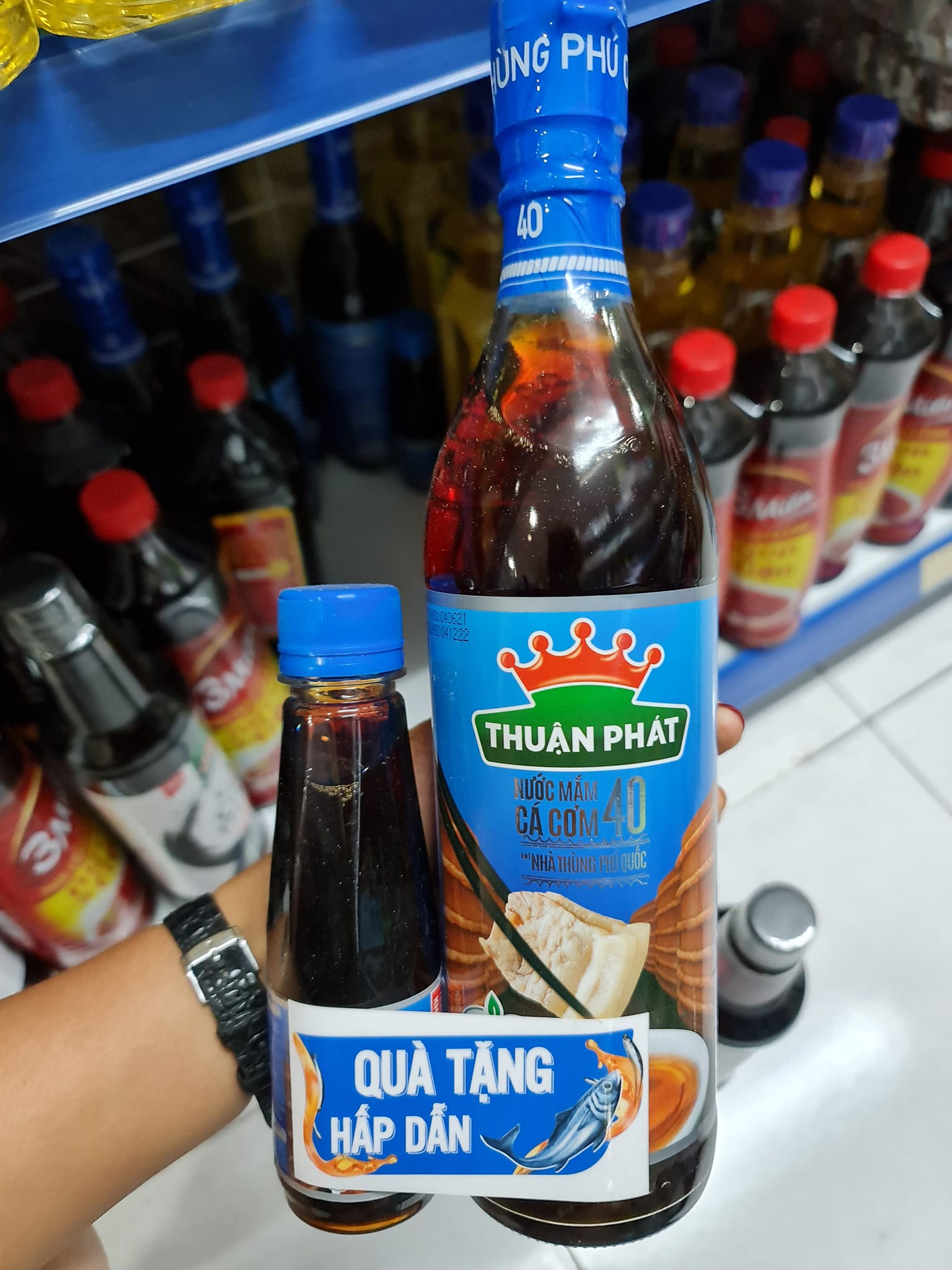 Nước mắm cá cơm thuận phát 620ml 40 độ