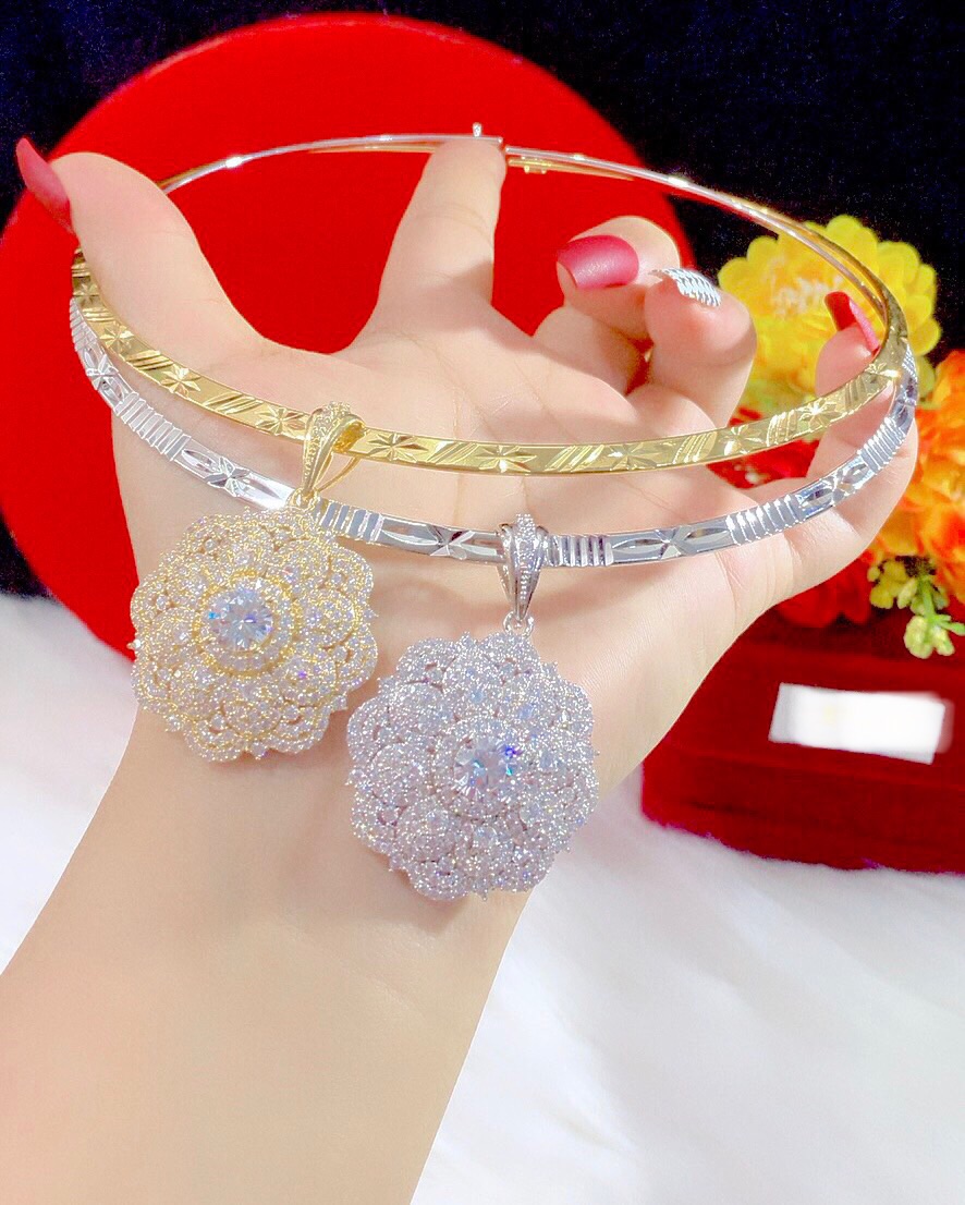 Kiềng cổ kiểu chạm mặt hoa đính xoàn mạ vàng 18k mạ bạch kim mẫu mới về