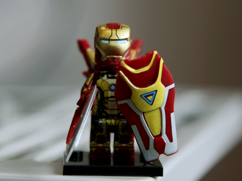 Mô hình iron man full amor đỏ