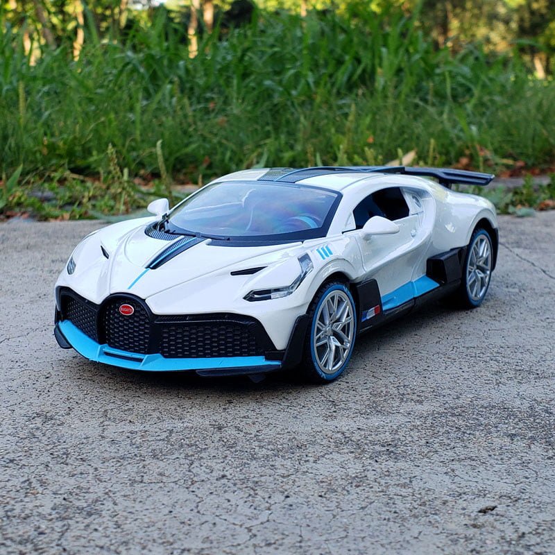 Mô hình xe Bugatti Divo 1:24 Double Horses