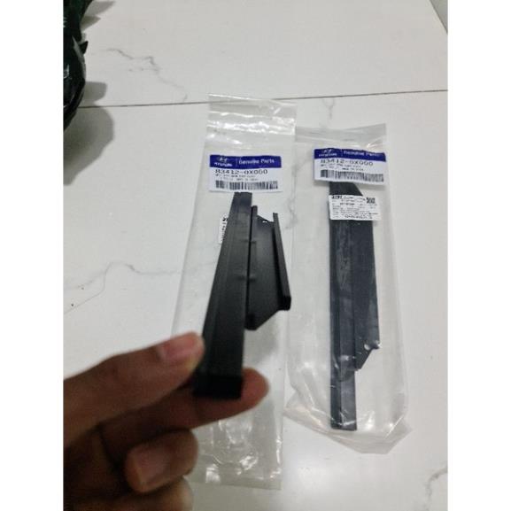Ray trượt kính sau 834120x000