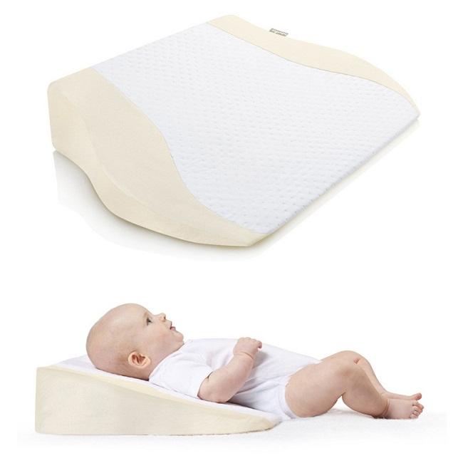 Gối chống trào ngược cho bé BABYMOOV