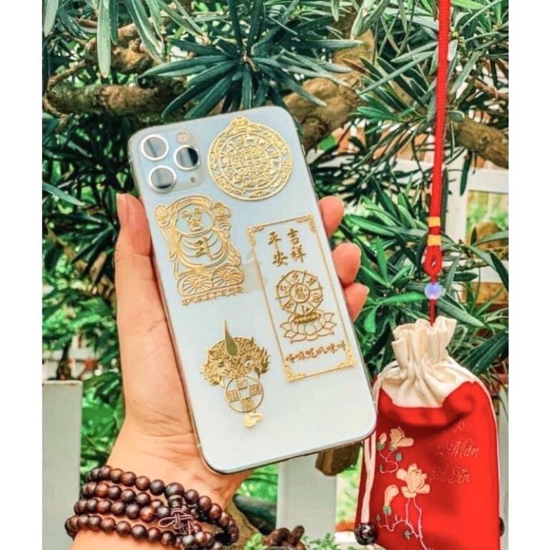 Miếng dán điện thoại linh phù tài lộc, bình an, phong thủy