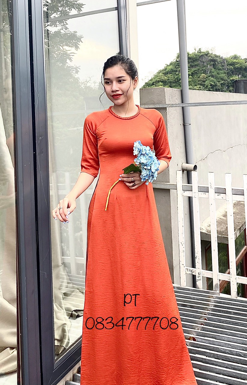 Áo dài tây thi cổ tròn tết , giá rẻ