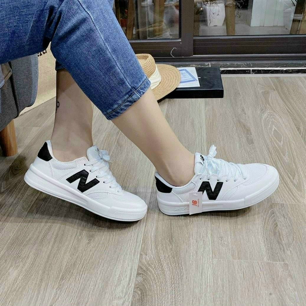 Giày thể thao New Balance 300 trắng đen nữ