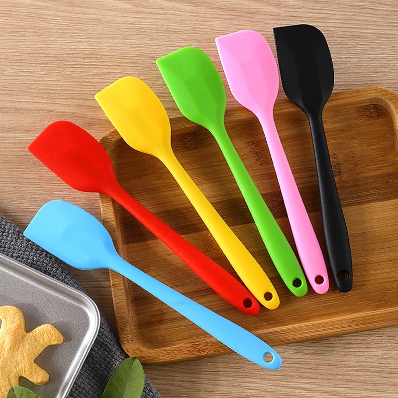 Phới trộn silicon, vá trộn bột, xào nấu đồ ăn/ Dụng cụ làm bánh: Spatula phới trộn bột, phới dẹt silicon , muôi lật thức ăn
