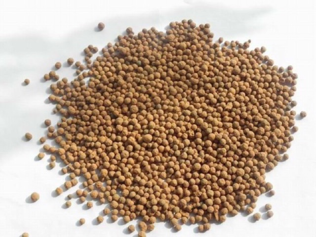Phân Nền Nhật Akadama Hạt Nhỏ 1Kg Cho Hồ Cá Thủy Sinh