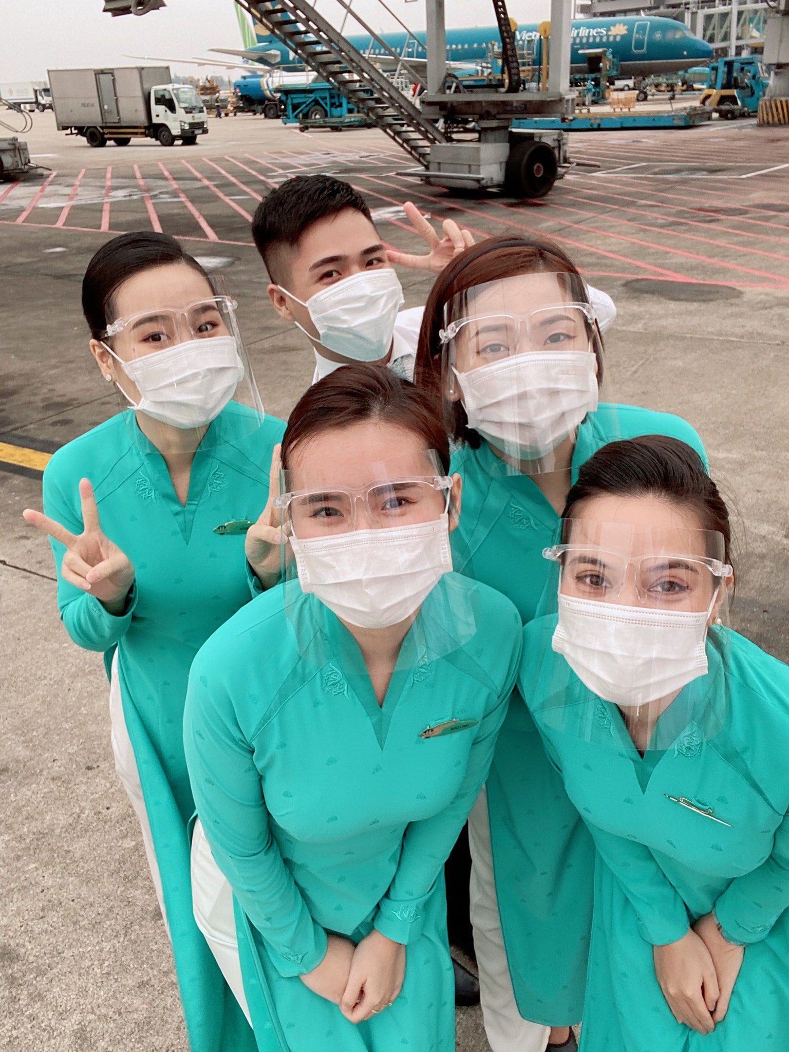 Kính chống dịch thời covid . Kính bảo hộ chống dịch. kính đa năng chống giọt bắn liti từ người đối diện hạn chế tối đa lây nhiễm khi tiếp xúc gần, Kính bảo vệ mắt, mắt kính tích hợp kính bên ngoài