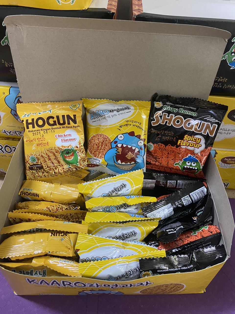 Mì ăn liền trẻ em Shugon Hộp 30 gói